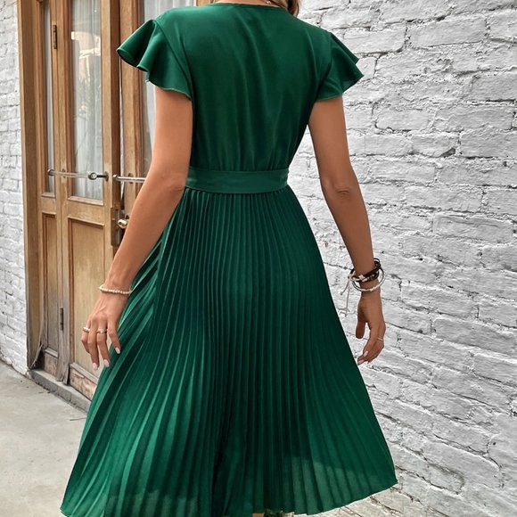 Dark Green Boho Womens Butterfly Sleeve Pleated Hem Dress - Picture 3 of 5